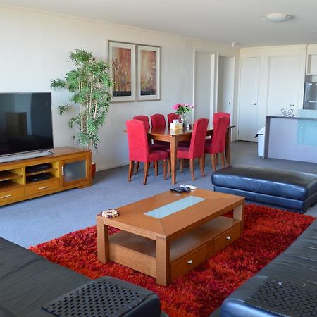 3 Bedroom Apartment In Southbank Мелбърн Екстериор снимка