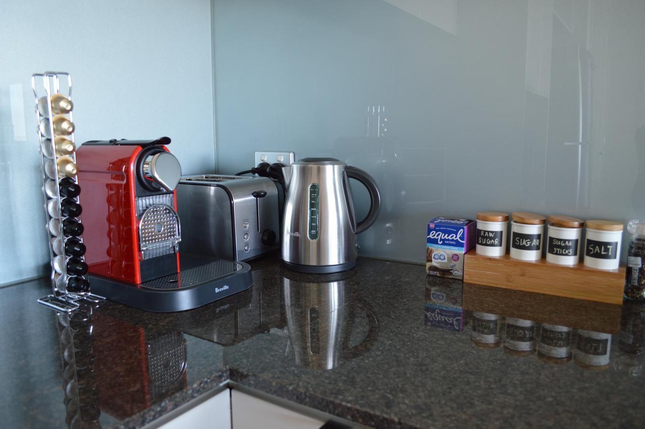 3 Bedroom Apartment In Southbank Мелбърн Екстериор снимка