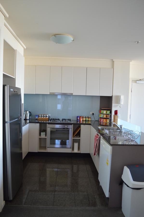 3 Bedroom Apartment In Southbank Мелбърн Екстериор снимка