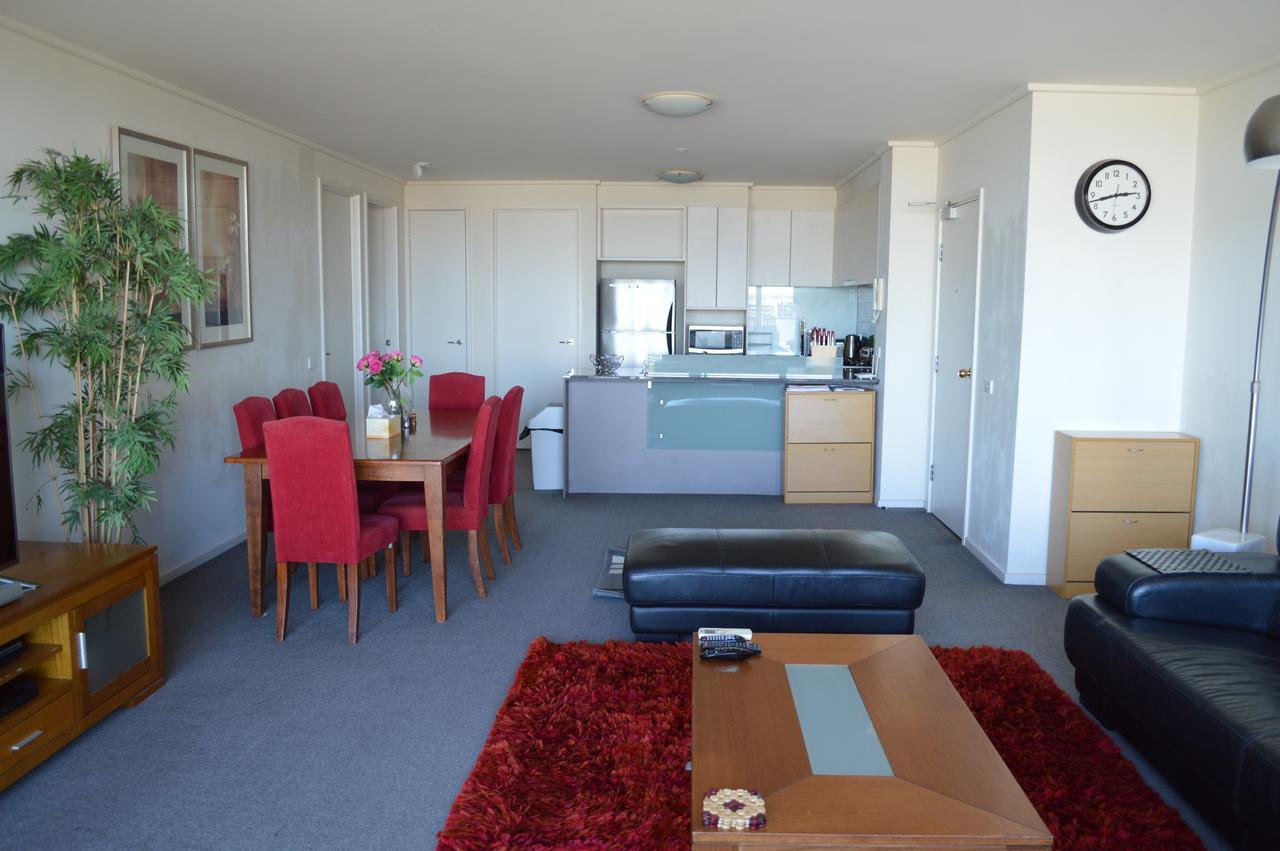 3 Bedroom Apartment In Southbank Мелбърн Екстериор снимка