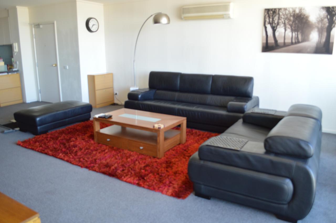 3 Bedroom Apartment In Southbank Мелбърн Екстериор снимка